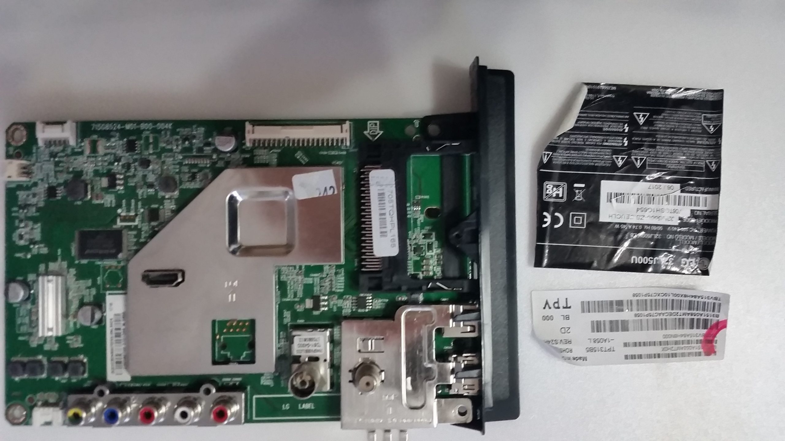 Carte Mère (main Board) Pour TV LG 43LJ500V-ZB - Référence 715G8524-M01-B00-004K, Occasion En Bon état